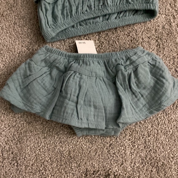 Grayson Mini shoulder tie romper and shoulder tie 2 piece - Picture 7 of 7